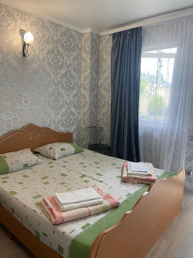 Уютный Дворик Sochumi Exterior foto