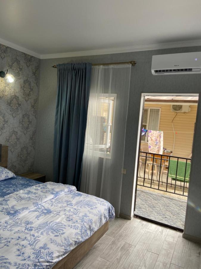 Уютный Дворик Sochumi Exterior foto